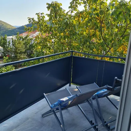 Aryve Boutique-ferienvilla Mit Meerblick, Pool Und Design-interieur In Apartman *