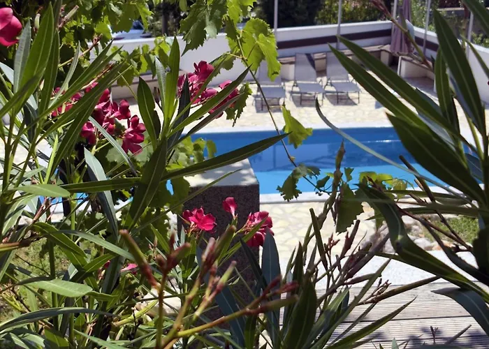 Aryve Boutique-ferienvilla Mit Meerblick, Pool Und Design-interieur In شقة بريبير
