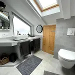 Aryve Boutique-ferienvilla Mit Meerblick, Pool Und Design-interieur In