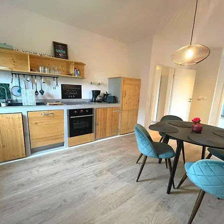 Aryve Boutique-ferienvilla Mit Meerblick, Pool Und Design-interieur In