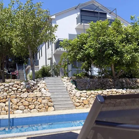 Aryve Boutique-ferienvilla Mit Meerblick, Pool Und Design-interieur In Apartmán Bribir (Primorje-Gorski Kotar)