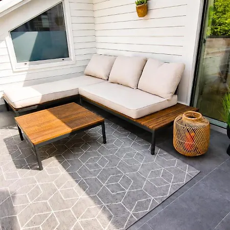 Aryve Boutique-ferienvilla Mit Meerblick, Pool Und Design-interieur In Lejlighed
