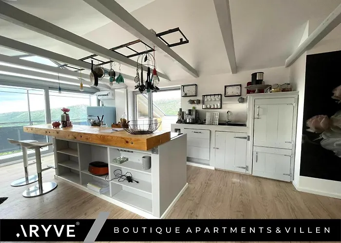 Aryve® Boutique-ferienvilla Mit Meerblick, Pool Und Design-interieur In Apartment Bribir (Primorje-Gorski Kotar)
