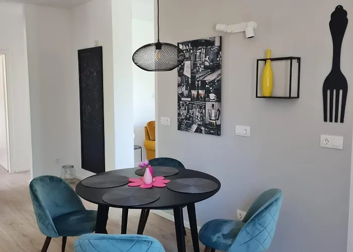 Aryve® Boutique-ferienvilla Mit Meerblick, Pool Und Design-interieur In Bribir (Primorje-Gorski Kotar)