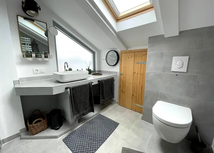 Aryve Boutique-ferienvilla Mit Meerblick, Pool Und Design-interieur In